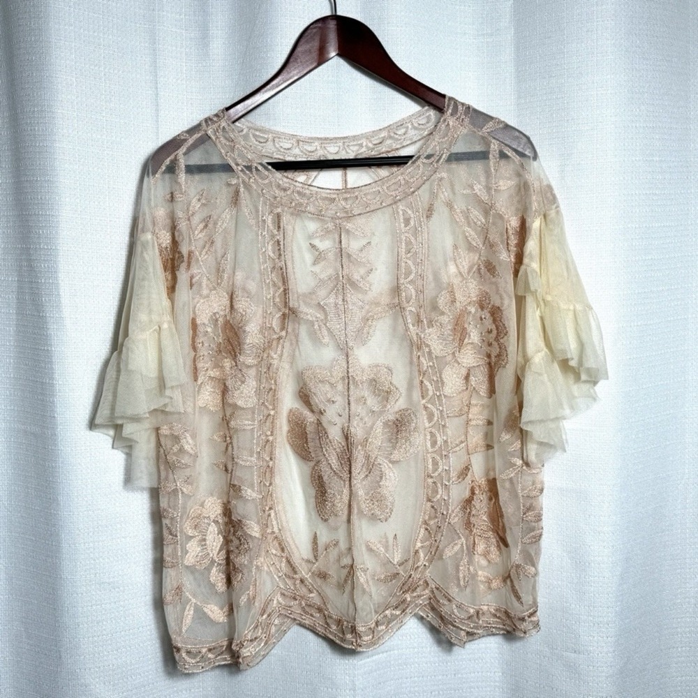 Altar'd State Embroidered Mesh Lace Blouse Flutter Sleeve Cream Rose Gold M